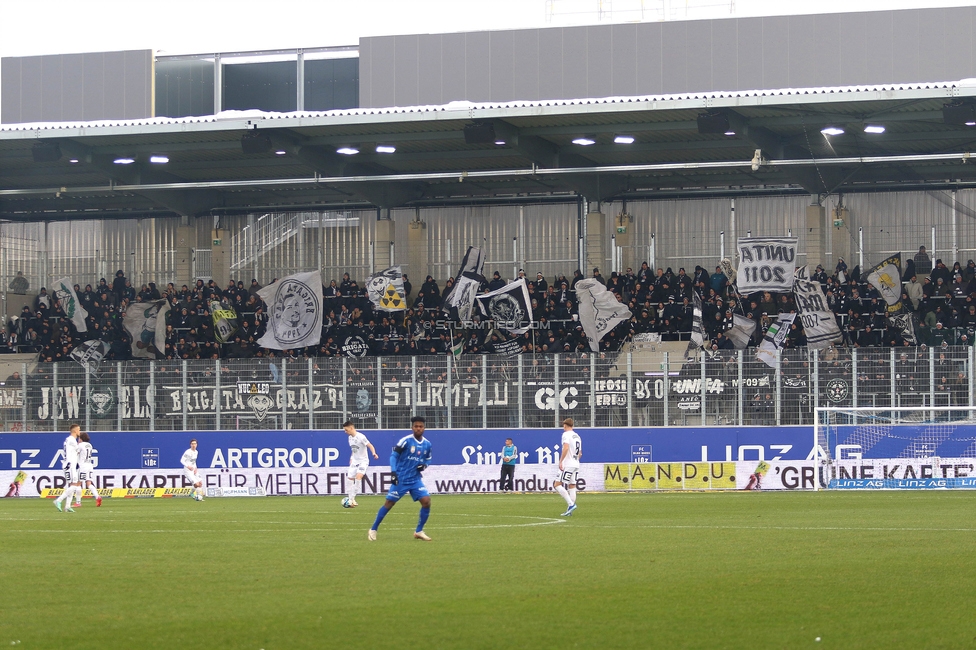 Blau-Weiss Linz - Sturm Graz
Oesterreichische Fussball Bundesliga, 16. Runde, Blau-Weiss Linz - SK Sturm Graz, Hofmann Personal Stadion Linz, 03.12.2023. 

Foto zeigt Fans von Sturm
