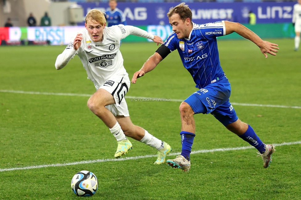 Blau-Weiss Linz - Sturm Graz
Oesterreichische Fussball Bundesliga, 16. Runde, Blau-Weiss Linz - SK Sturm Graz, Hofmann Personal Stadion Linz, 03.12.2023. 

Foto zeigt Niklas Geyrhofer (Sturm)
