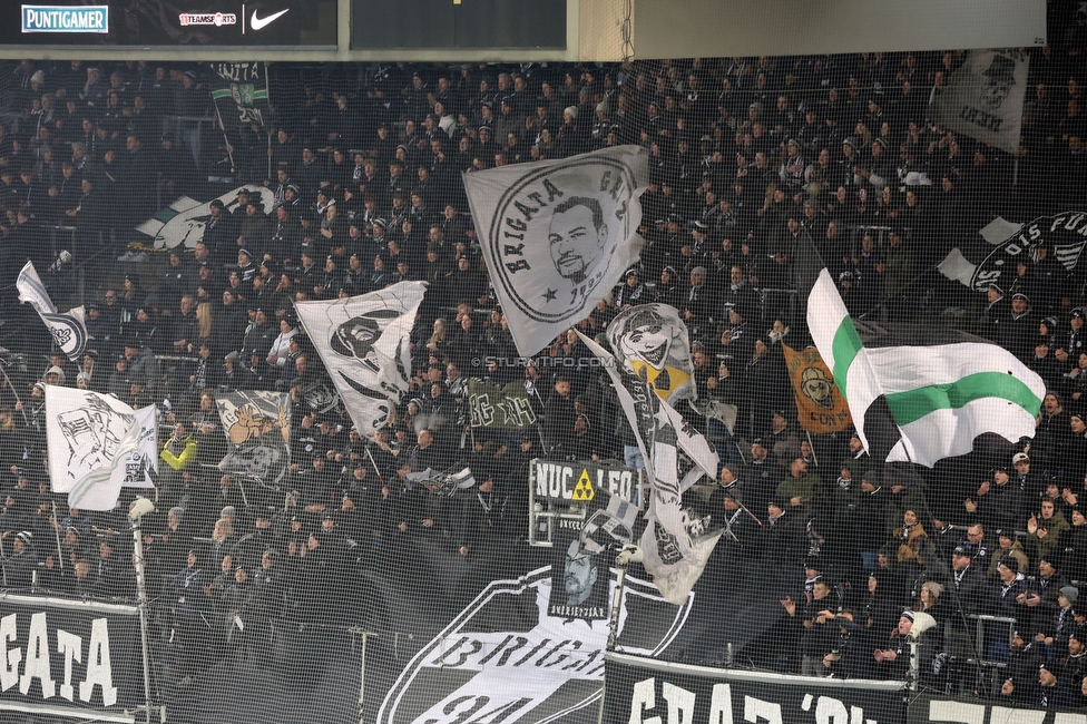 Sturm Graz - Altach
Oesterreichische Fussball Bundesliga, 17. Runde, SK Sturm Graz - SC Rheindorf Altach,  Stadion Liebenau Graz, 10.12.2023. 

Foto zeigt Fans von Sturm
Schlüsselwörter: brigata