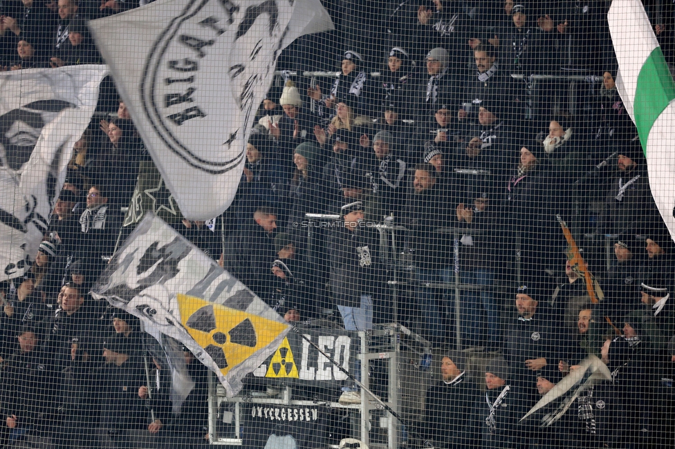 Sturm Graz - Altach
Oesterreichische Fussball Bundesliga, 17. Runde, SK Sturm Graz - SC Rheindorf Altach,  Stadion Liebenau Graz, 10.12.2023. 

Foto zeigt Fans von Sturm
Schlüsselwörter: brigata vorsaenger