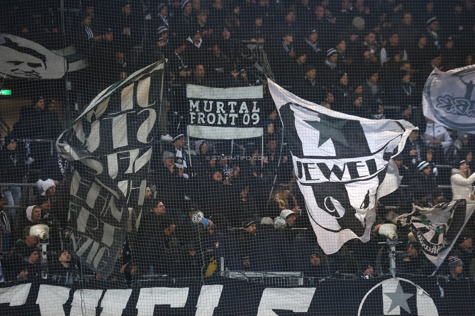 Sturm Graz - Altach
Oesterreichische Fussball Bundesliga, 17. Runde, SK Sturm Graz - SC Rheindorf Altach, Stadion Liebenau Graz, 10.12.2023. 

Foto zeigt Fans von Sturm
Schlüsselwörter: jewels