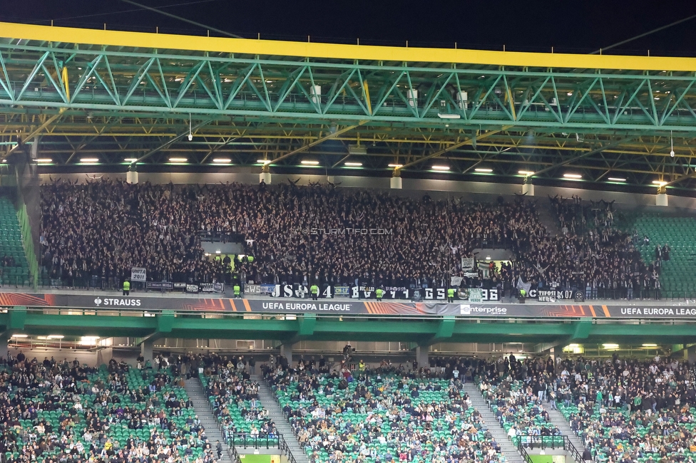 Sporting Lissabon - Sturm Graz
UEFA Europa League Gruppenphase 6. Spieltag, Sporting Lissabon - SK Sturm Graz, Estadio Jose Alvalade XXI Lissabon, 14.12.2023. 

Foto zeigt Fans von Sturm
