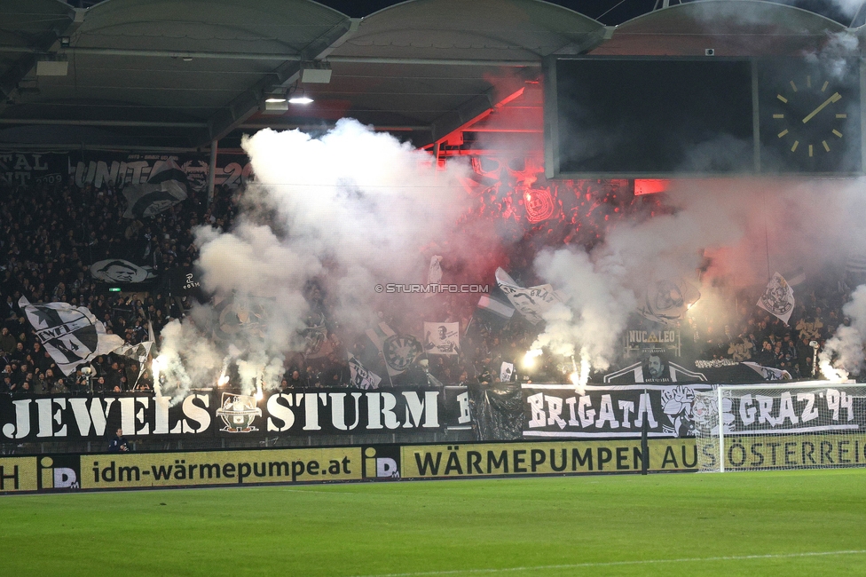 Sturm Graz - Austria Wien
OEFB Cup, 4. Runde, SK Sturm Graz - FK Austria Wien, Stadion Liebenau Graz, 02.02.2024. 

Foto zeigt Fans von Sturm
