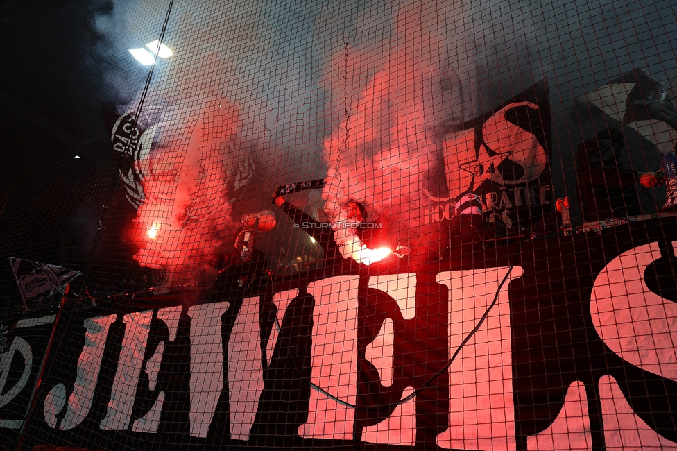 Sturm Graz - Austria Wien
OEFB Cup, 4. Runde, SK Sturm Graz - FK Austria Wien, Stadion Liebenau Graz, 02.02.2024. 

Foto zeigt Fans von Sturm
