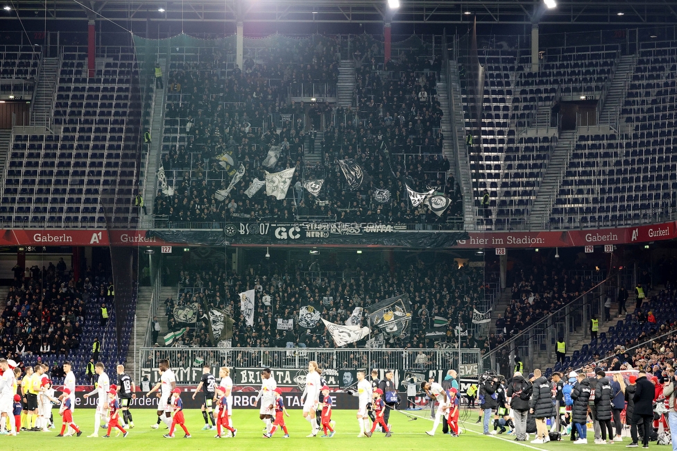 RB Salzburg - Sturm Graz
Oesterreichische Fussball Bundesliga, 18. Runde, FC RB Salzburg - SK Sturm Graz, Stadion Wals-Siezenheim, 09.02.2024. 

Foto zeigt Fans von Sturm
