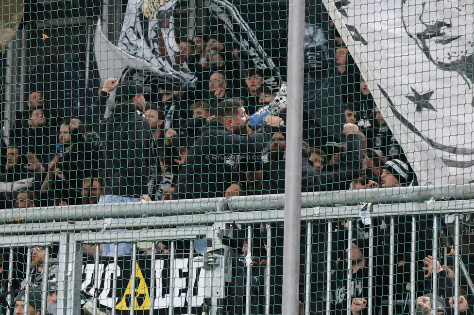 RB Salzburg - Sturm Graz
Oesterreichische Fussball Bundesliga, 18. Runde, FC RB Salzburg - SK Sturm Graz, Stadion Wals-Siezenheim, 09.02.2024. 

Foto zeigt Fans von Sturm
Schlüsselwörter: brigata vorsaenger