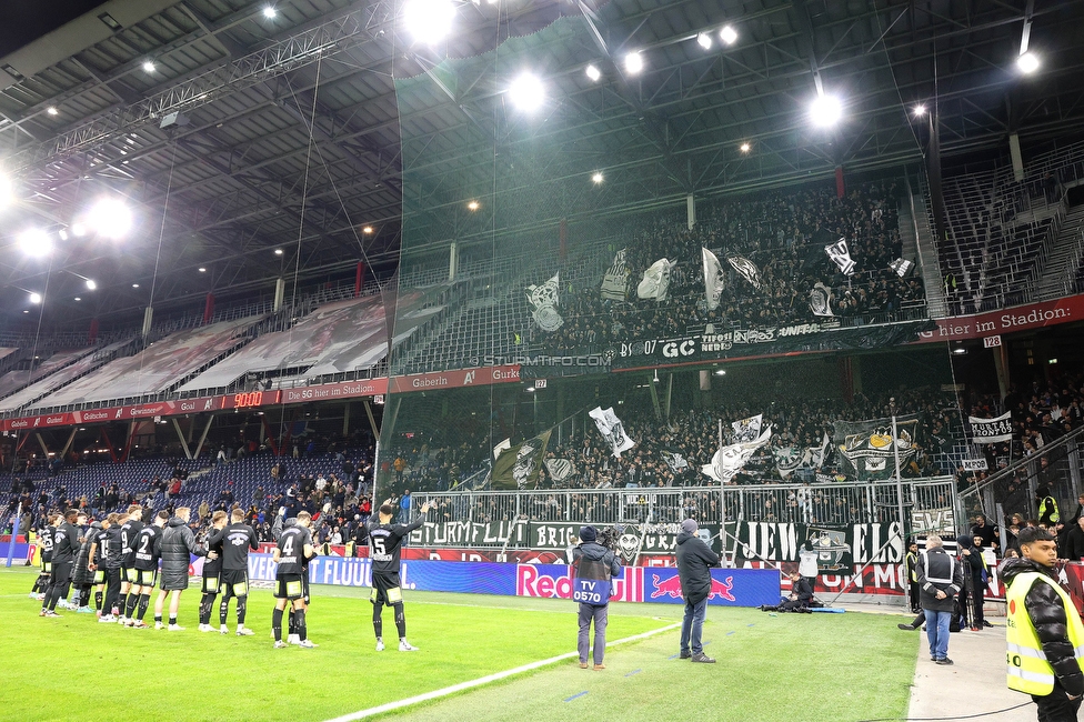 RB Salzburg - Sturm Graz
Oesterreichische Fussball Bundesliga, 18. Runde, FC RB Salzburg - SK Sturm Graz, Stadion Wals-Siezenheim, 09.02.2024. 

Foto zeigt die Mannschaft von Sturm und Fans von Sturm
