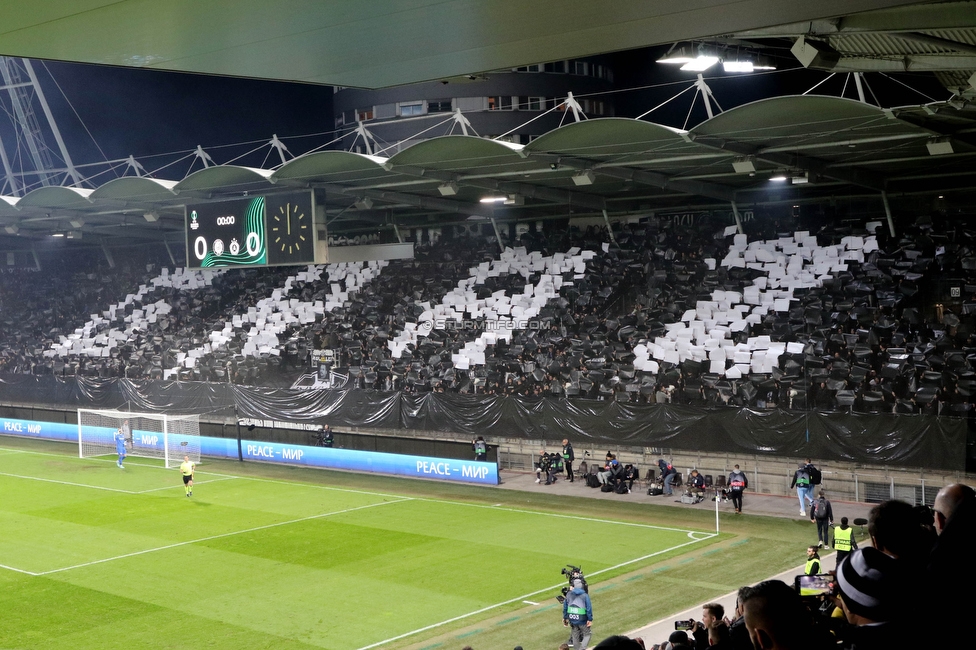 Sturm Graz - Slovan Bratislava
UEFA Conference League KO Play-offs, SK Sturm Graz - SK Slovan Bratislava, Stadion Liebenau Graz, 15.02.2024. 

Foto zeigt Fans von Sturm mit einer Choreografie
