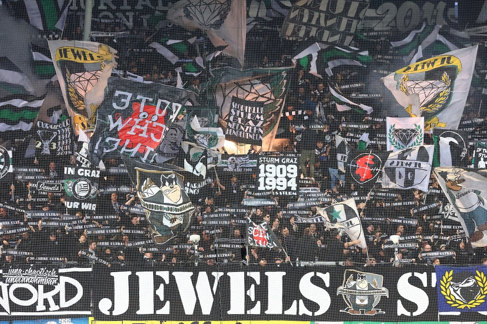 Sturm Graz - Rapid
Oesterreichische Fussball Bundesliga, 19. Runde, SK Sturm Graz - SK Rapid Wien, Stadion Liebenau Graz, 18.02.2024. 

Foto zeigt Fans von Sturm mit einer Choreografie
