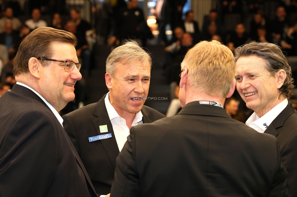 Sturm Generalversammlung
SK Sturm Graz Generalversammlung, Raiffeisen Sportpark Graz, 28.02.2024.

Foto zeigt Joerg Siegel (Vorstand Sturm), Andreas Schicker (sportl. Geschaeftsfuehrer Sturm) und Wolfgang Nusshold (Vorstand Sturm)
