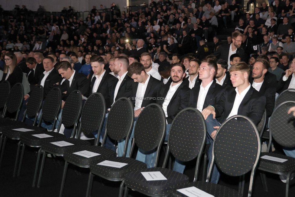 Sturm Generalversammlung
SK Sturm Graz Generalversammlung, Raiffeisen Sportpark Graz, 28.02.2024.

Foto zeigt die Mannschaft von Sturm
