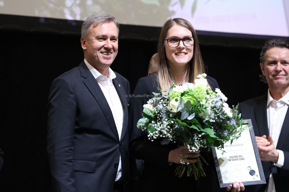 Sturm Generalversammlung
SK Sturm Graz Generalversammlung, Raiffeisen Sportpark Graz, 28.02.2024.

Foto zeigt Christian Jauk (Praesident Sturm) und Anna Carina Kristler (ehem. Spielerin Sturm Damen)
