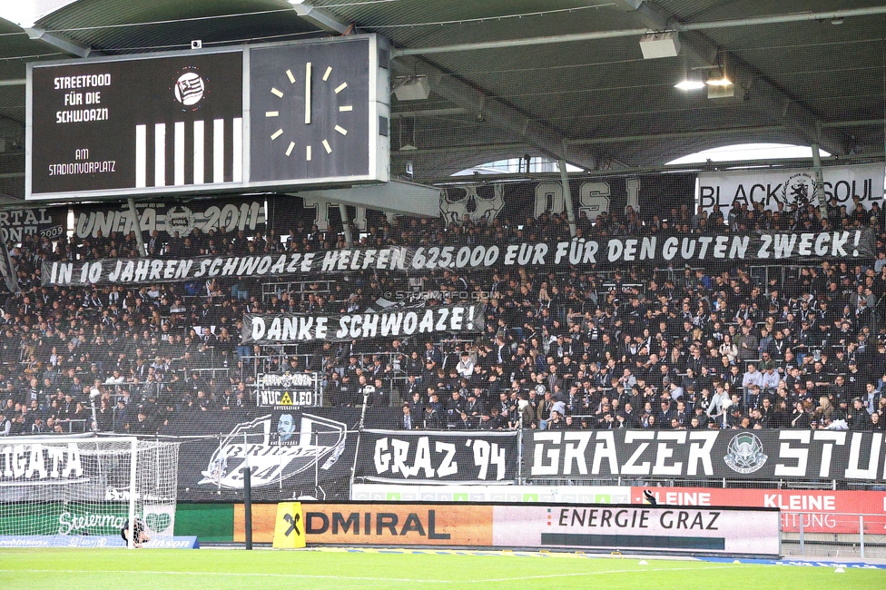 Sturm Graz - Wolfsberg
Oesterreichische Fussball Bundesliga, 21. Runde, SK Sturm Graz - Wolfsberger AC, Stadion Liebenau Graz, 03.03.2024. 

Foto zeigt Fans von Sturm mit einem Spruchband
Schlüsselwörter: schwoazehelfen