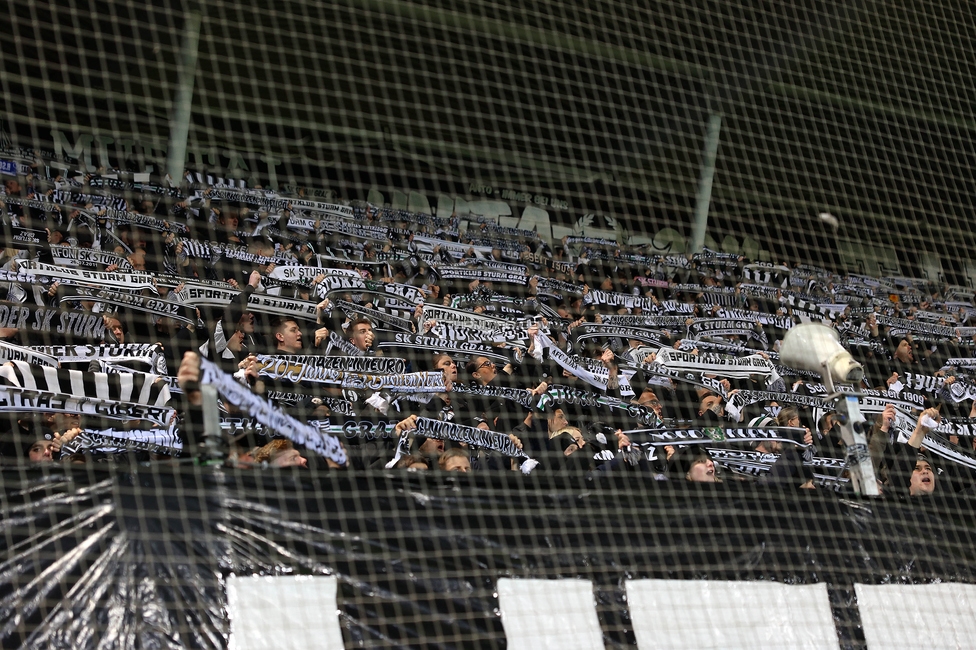 Sturm Graz - Lille
UEFA Conference League Achtelfinale, SK Sturm Graz - Lille Olympique Sporting Club, Stadion Liebenau Graz, 07.03.2024. 

Foto zeigt Fans von Sturm
