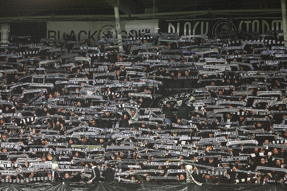 Sturm Graz - Lille
UEFA Conference League Achtelfinale, SK Sturm Graz - Lille Olympique Sporting Club, Stadion Liebenau Graz, 07.03.2024. 

Foto zeigt Fans von Sturm
