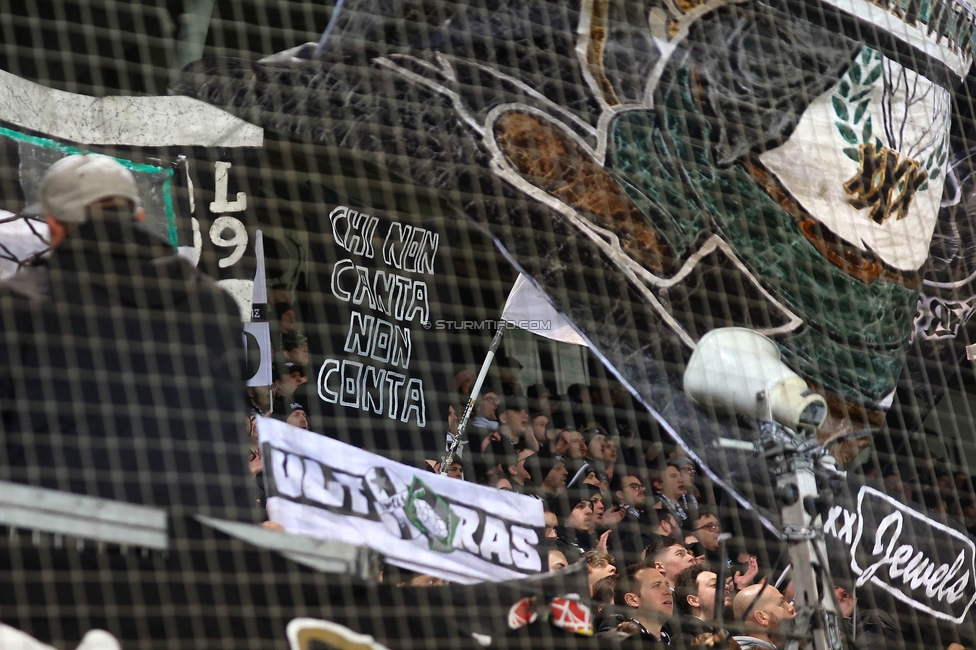 Sturm Graz - Lille
UEFA Conference League Achtelfinale, SK Sturm Graz - Lille Olympique Sporting Club, Stadion Liebenau Graz, 07.03.2024. 

Foto zeigt Fans von Sturm
