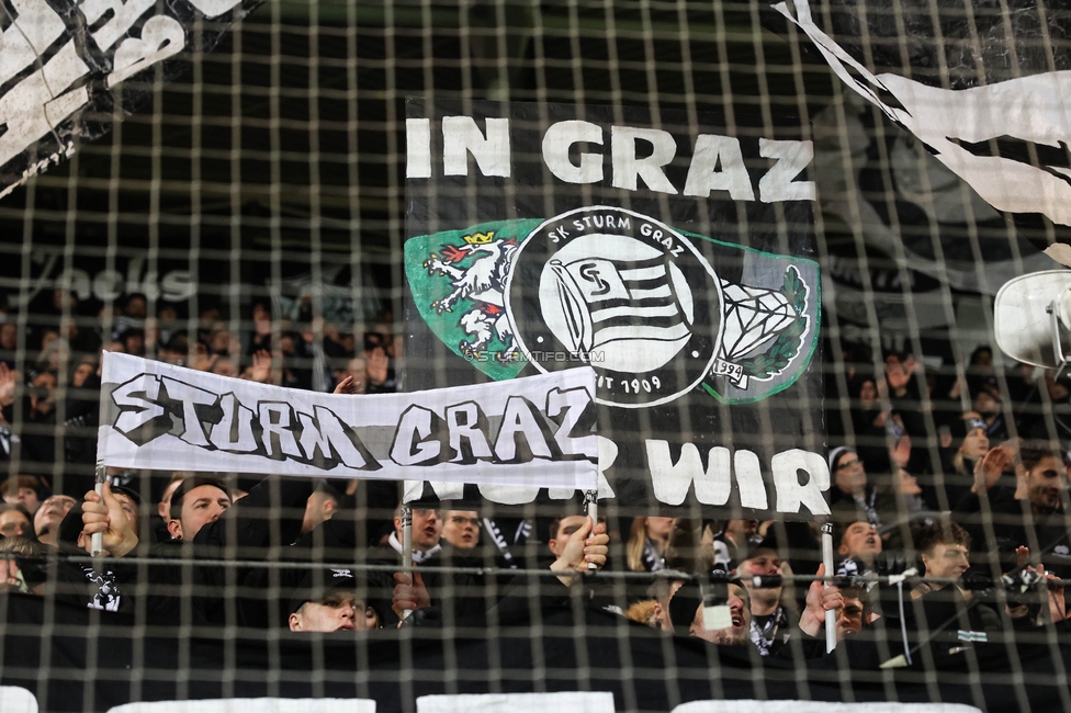 Sturm Graz - Lille
UEFA Conference League Achtelfinale, SK Sturm Graz - Lille Olympique Sporting Club, Stadion Liebenau Graz, 07.03.2024. 

Foto zeigt Fans von Sturm
