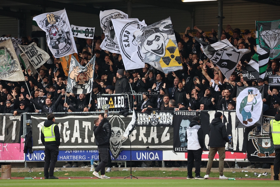 Hartberg - Sturm Graz
Oesterreichische Fussball Bundesliga, 22. Runde, TSV Hartberg - SK Sturm Graz, Arena Hartberg, 10.03.2024. 

Foto zeigt Fans von Sturm
