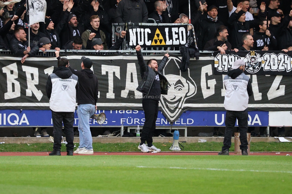 Hartberg - Sturm Graz
Oesterreichische Fussball Bundesliga, 22. Runde, TSV Hartberg - SK Sturm Graz, Arena Hartberg, 10.03.2024. 

Foto zeigt Fans von Sturm
Schlüsselwörter: brigata vorsaenger