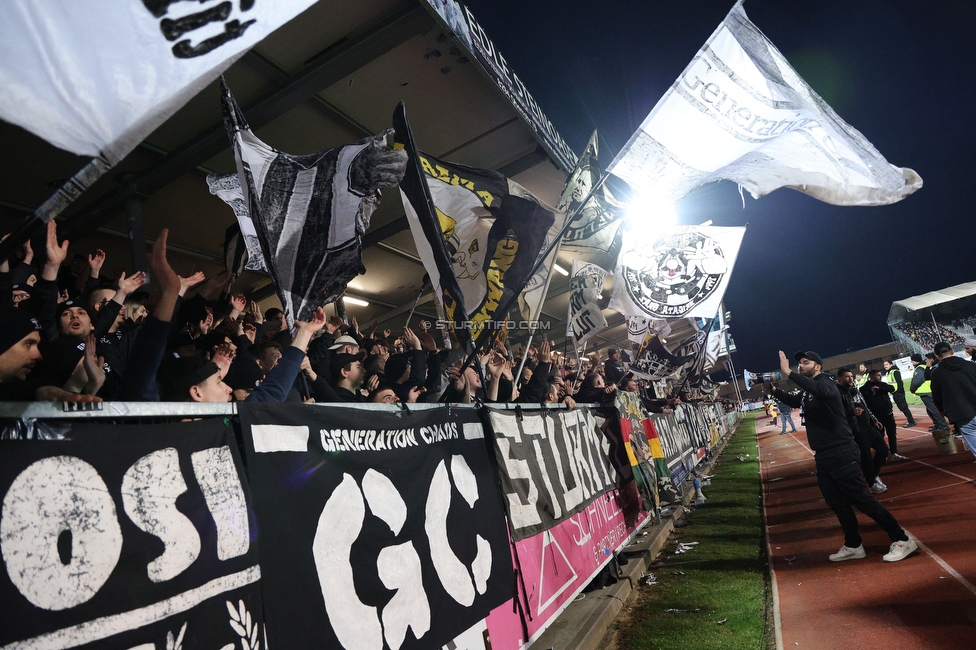 Hartberg - Sturm Graz
Oesterreichische Fussball Bundesliga, 22. Runde, TSV Hartberg - SK Sturm Graz, Arena Hartberg, 10.03.2024. 

Foto zeigt Fans von Sturm
