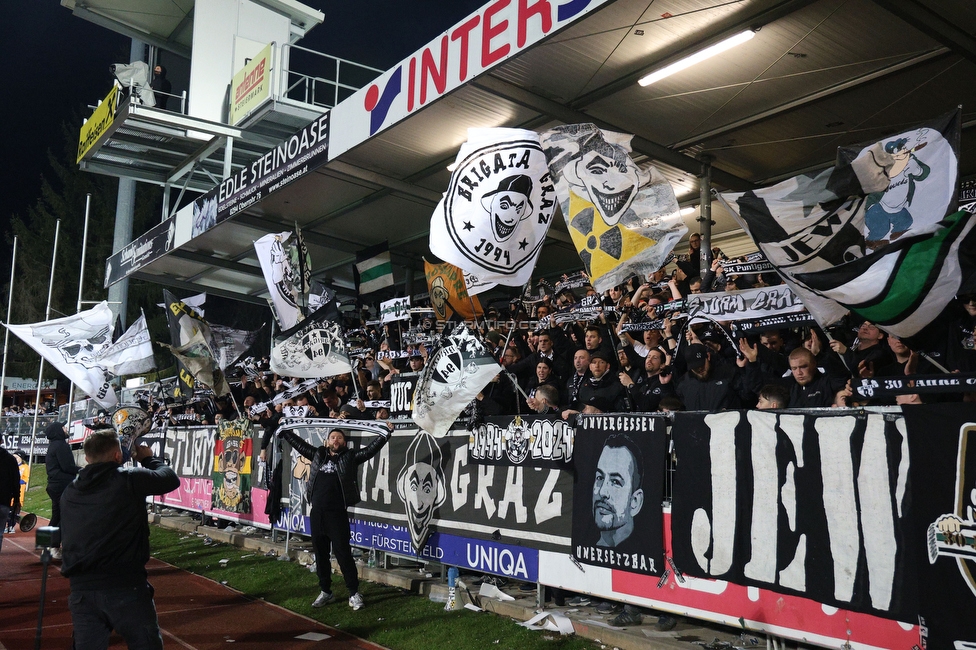 Hartberg - Sturm Graz
Oesterreichische Fussball Bundesliga, 22. Runde, TSV Hartberg - SK Sturm Graz, Arena Hartberg, 10.03.2024. 

Foto zeigt Fans von Sturm
Schlüsselwörter: schals