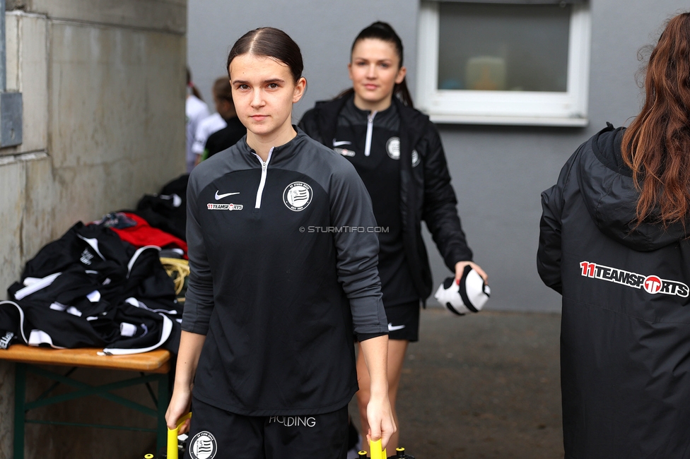 Sturm Graz - Austria Wien
SPORTLAND Niederoesterreich Frauen Cup, SK Sturm Graz - FK Austria Wien, Trainingszentrum Messendorf Graz, 10.03.2024. 

Foto zeigt Leonie Christin Tragl (Sturm Damen)
