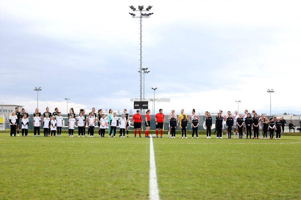 Sturm Graz - Austria Wien
SPORTLAND Niederoesterreich Frauen Cup, SK Sturm Graz - FK Austria Wien, Trainingszentrum Messendorf Graz, 10.03.2024. 

Foto zeigt die Mannschaft der Sturm Damen
