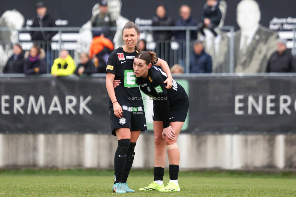 Sturm Graz - Austria Wien
SPORTLAND Niederoesterreich Frauen Cup, SK Sturm Graz - FK Austria Wien, Trainingszentrum Messendorf Graz, 10.03.2024. 

Foto zeigt Stefanie Grossgasteiger (Sturm Damen) und Laura Krumboeck (Sturm Damen)
