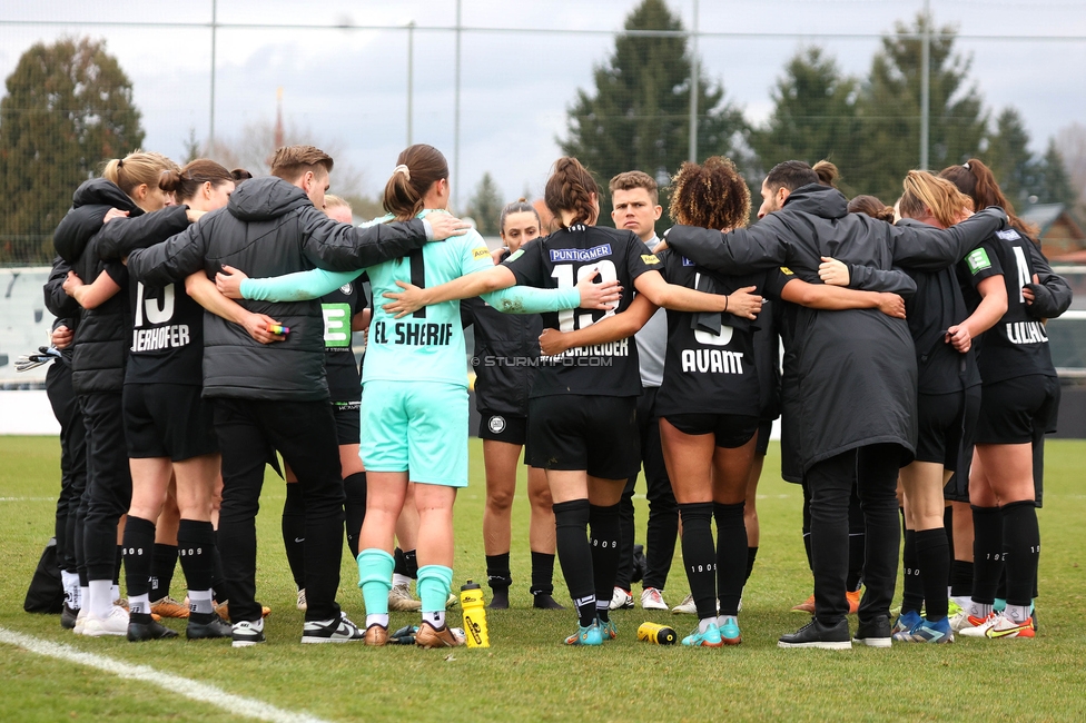 Sturm Graz - Austria Wien
SPORTLAND Niederoesterreich Frauen Cup, SK Sturm Graz - FK Austria Wien, Trainingszentrum Messendorf Graz, 10.03.2024. 

Foto zeigt die Mannschaft der Sturm Damen
