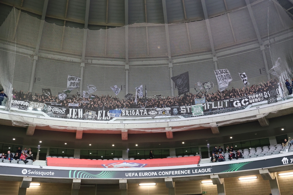 Lille - Sturm Graz
UEFA Conference Achtelfinale, Lille OSC - SK Sturm Graz, Stade Pierre-Mauroy, 14.03.2024. 

Foto zeigt Fans von Sturm
