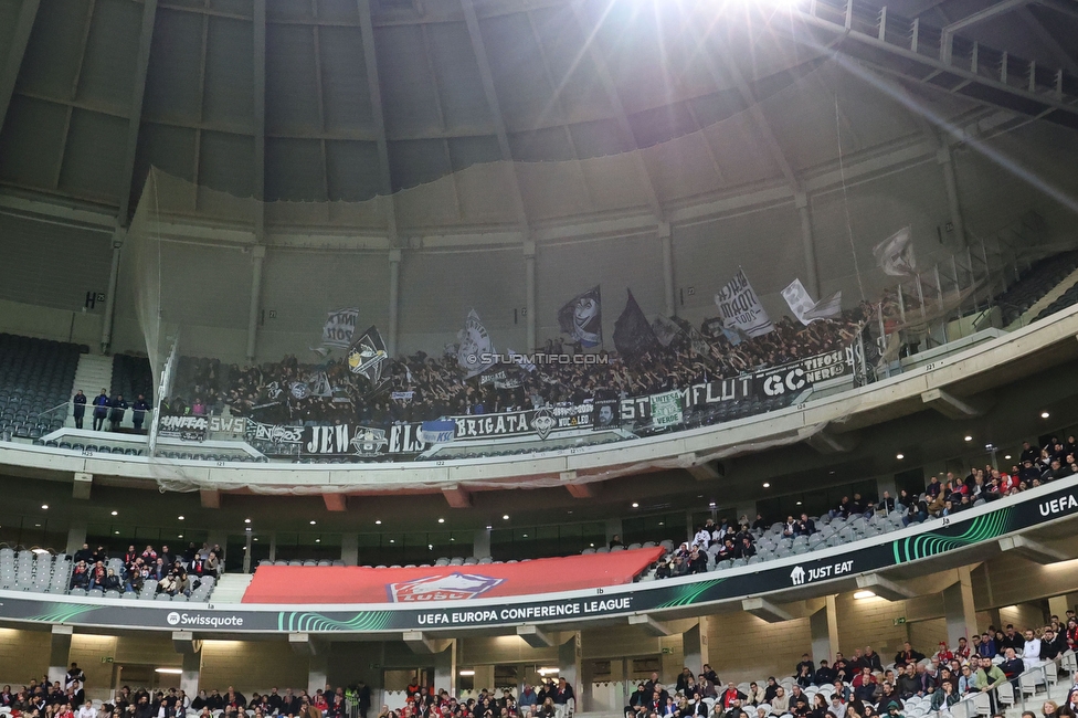 Lille - Sturm Graz
UEFA Conference Achtelfinale, Lille OSC - SK Sturm Graz, Stade Pierre-Mauroy, 14.03.2024. 

Foto zeigt Fans von Sturm
