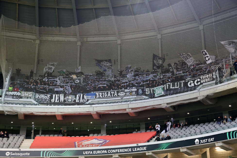 Lille - Sturm Graz
UEFA Conference Achtelfinale, Lille OSC - SK Sturm Graz, Stade Pierre-Mauroy, 14.03.2024. 

Foto zeigt Fans von Sturm
Schlüsselwörter: schals