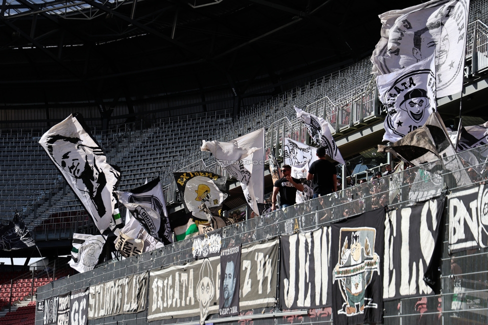 Austria Klagenfurt - Sturm Graz
Oesterreichische Fussball Bundesliga, 23. Runde, SK Austria Klagenfurt - SK Sturm Graz, Wörthersee Stadion Klagenfurt, 17.03.2024. 

Foto zeigt Fans von Sturm
