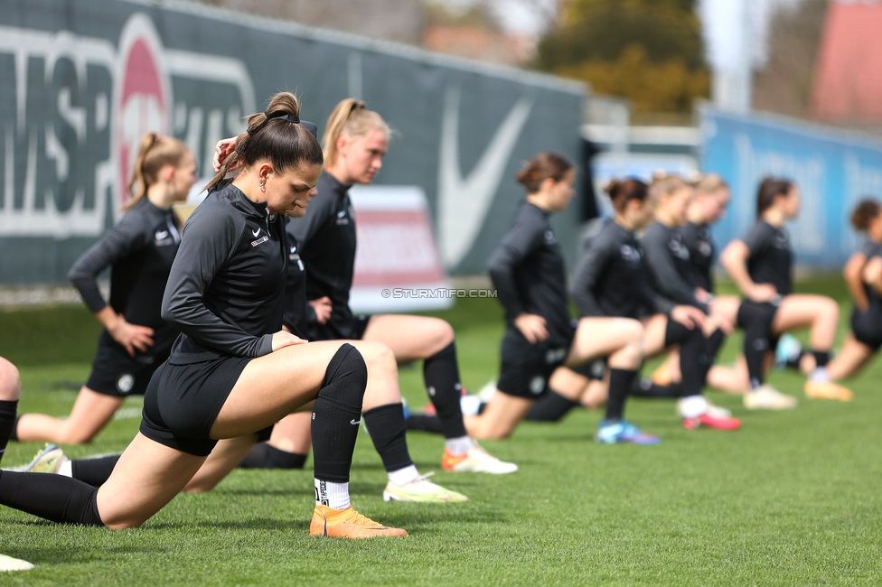 Sturm Damen - Altach
OEFB Frauen Bundesliga, 11. Runde, SK Sturm Graz Damen - SPG SCR Altach FFC Vorderland, Trainingszentrum Messendorf, 24.03.2024. 

Foto zeigt die Mannschaft der Sturm Damen
