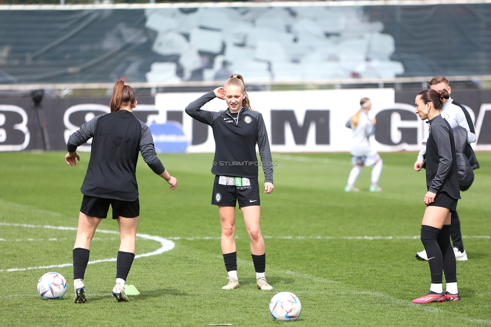 Sturm Damen - Altach
OEFB Frauen Bundesliga, 11. Runde, SK Sturm Graz Damen - SPG SCR Altach FFC Vorderland, Trainingszentrum Messendorf, 24.03.2024. 

Foto zeigt die Mannschaft der Sturm Damen
