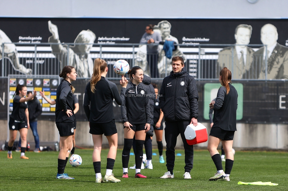 Sturm Damen - Altach
OEFB Frauen Bundesliga, 11. Runde, SK Sturm Graz Damen - SPG SCR Altach FFC Vorderland, Trainingszentrum Messendorf, 24.03.2024. 

Foto zeigt die Mannschaft der Sturm Damen
