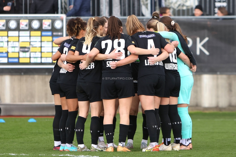 Sturm Damen - Altach
OEFB Frauen Bundesliga, 11. Runde, SK Sturm Graz Damen - SPG SCR Altach FFC Vorderland, Trainingszentrum Messendorf, 24.03.2024. 

Foto zeigt die Mannschaft der Sturm Damen
