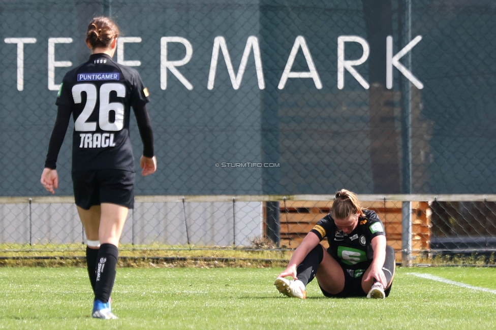 Sturm Damen - Altach
OEFB Frauen Bundesliga, 11. Runde, SK Sturm Graz Damen - SPG SCR Altach FFC Vorderland, Trainingszentrum Messendorf, 24.03.2024. 

Foto zeigt Leonie Christin Tragl (Sturm Damen) und Laura Lillholm-Petersen (Sturm Damen)
