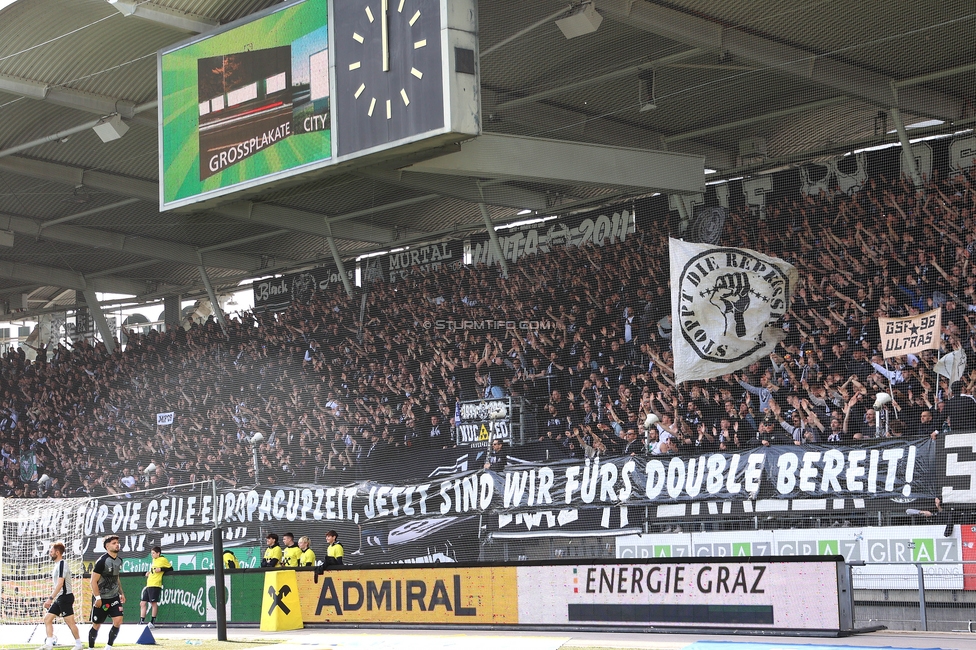 Sturm Graz - Salzburg
Oesterreichische Fussball Bundesliga, 24. Runde, SK Sturm Graz - FC Salzburg, Stadion Liebenau Graz, 31.03.2024. 

Foto zeigt Fans von Sturm mit einem Spruchband
