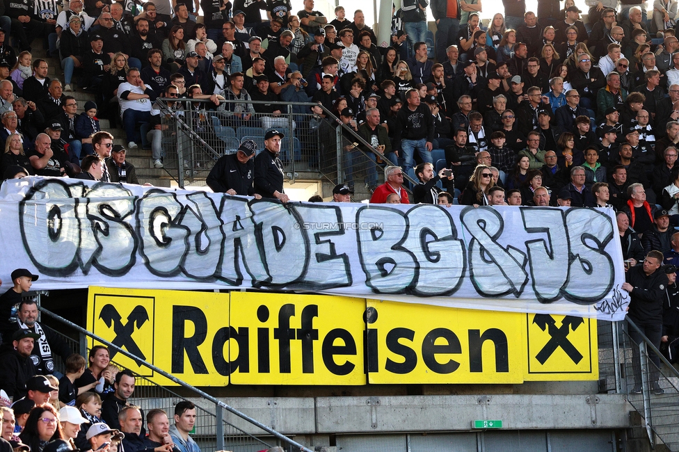 Sturm Graz - Salzburg
Oesterreichische Fussball Bundesliga, 24. Runde, SK Sturm Graz - FC Salzburg, Stadion Liebenau Graz, 31.03.2024. 

Foto zeigt Fans von Sturm mit einem Spruchband
