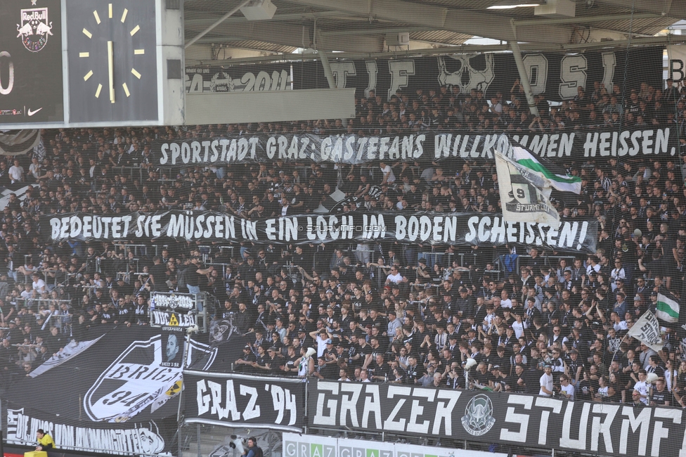 Sturm Graz - Salzburg
Oesterreichische Fussball Bundesliga, 24. Runde, SK Sturm Graz - FC Salzburg, Stadion Liebenau Graz, 31.03.2024. 

Foto zeigt Fans von Sturm mit einem Spruchband
