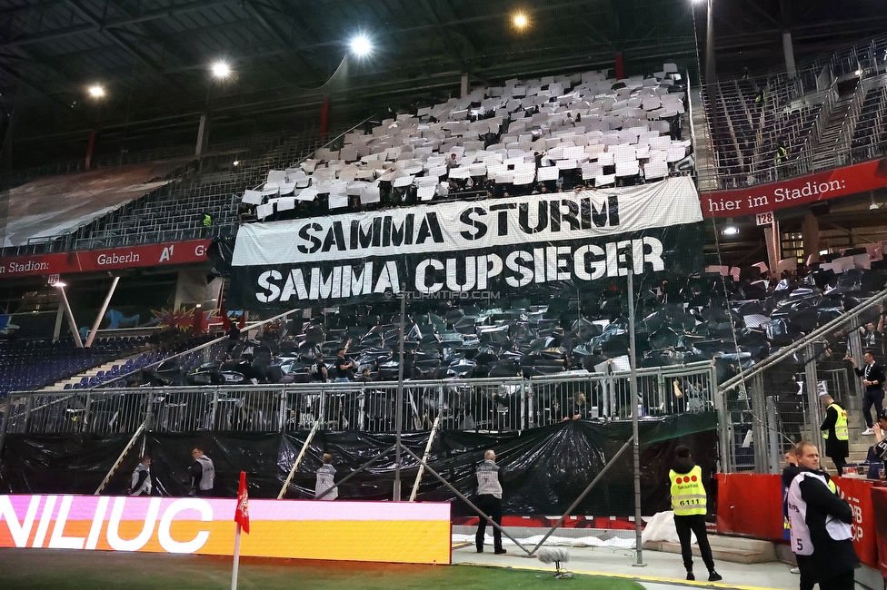 Salzburg - Sturm Graz
OEFB Cup, Halbfinale, FC RB Salzburg - SK Sturm Graz, Stadion Wals-Siezenheim, 04.04.2024. 

Foto zeigt Fans von Sturm mit einer Choreografie
