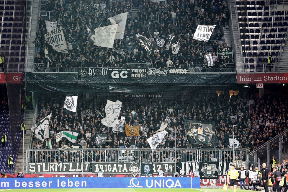 Salzburg - Sturm Graz
OEFB Cup, Halbfinale, FC RB Salzburg - SK Sturm Graz, Stadion Wals-Siezenheim, 04.04.2024. 

Foto zeigt Fans von Sturm
