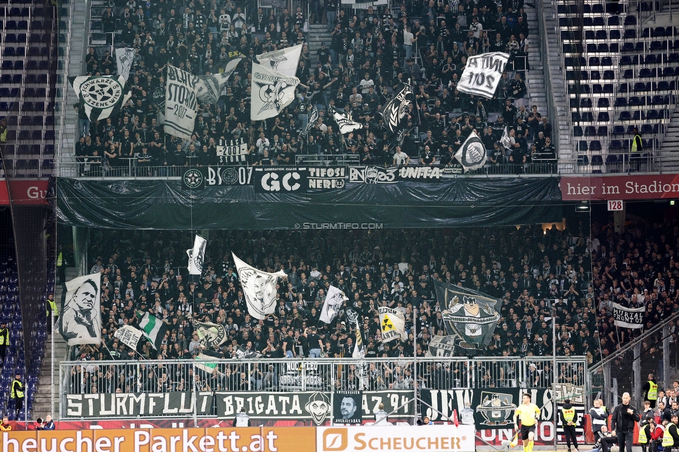 Salzburg - Sturm Graz
OEFB Cup, Halbfinale, FC RB Salzburg - SK Sturm Graz, Stadion Wals-Siezenheim, 04.04.2024. 

Foto zeigt Fans von Sturm
