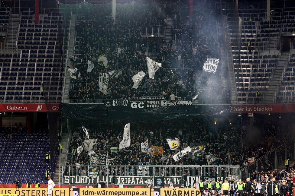 Salzburg - Sturm Graz
OEFB Cup, Halbfinale, FC RB Salzburg - SK Sturm Graz, Stadion Wals-Siezenheim, 04.04.2024. 

Foto zeigt Fans von Sturm
