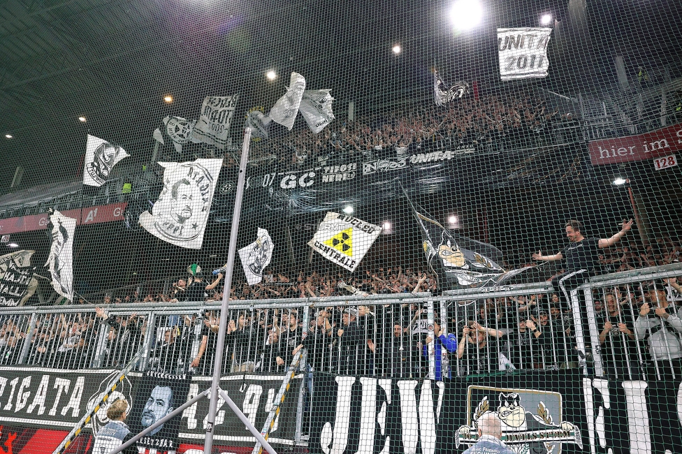 Salzburg - Sturm Graz
OEFB Cup, Halbfinale, FC RB Salzburg - SK Sturm Graz, Stadion Wals-Siezenheim, 04.04.2024. 

Foto zeigt Fans von Sturm
