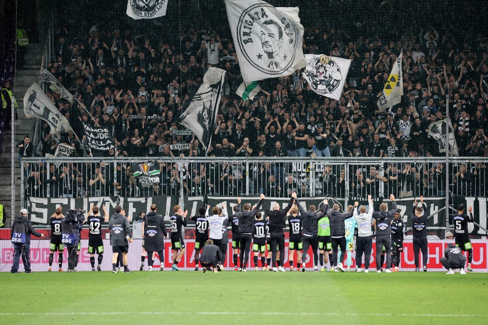 Salzburg - Sturm Graz
OEFB Cup, Halbfinale, FC RB Salzburg - SK Sturm Graz, Stadion Wals-Siezenheim, 04.04.2024. 

Foto zeigt die Mannschaft von Sturm und Fans von Sturm
