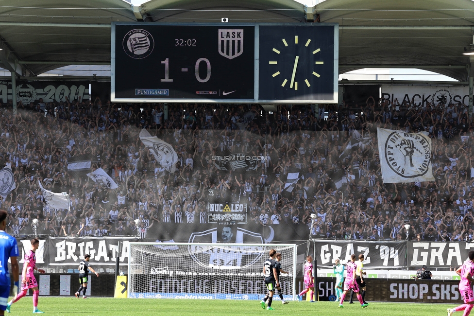 Sturm Graz - LASK
Oesterreichische Fussball Bundesliga, 25. Runde, SK Sturm Graz - LASK, Stadion Liebenau Graz, 07.04.2024. 

Foto zeigt Fans von Sturm
