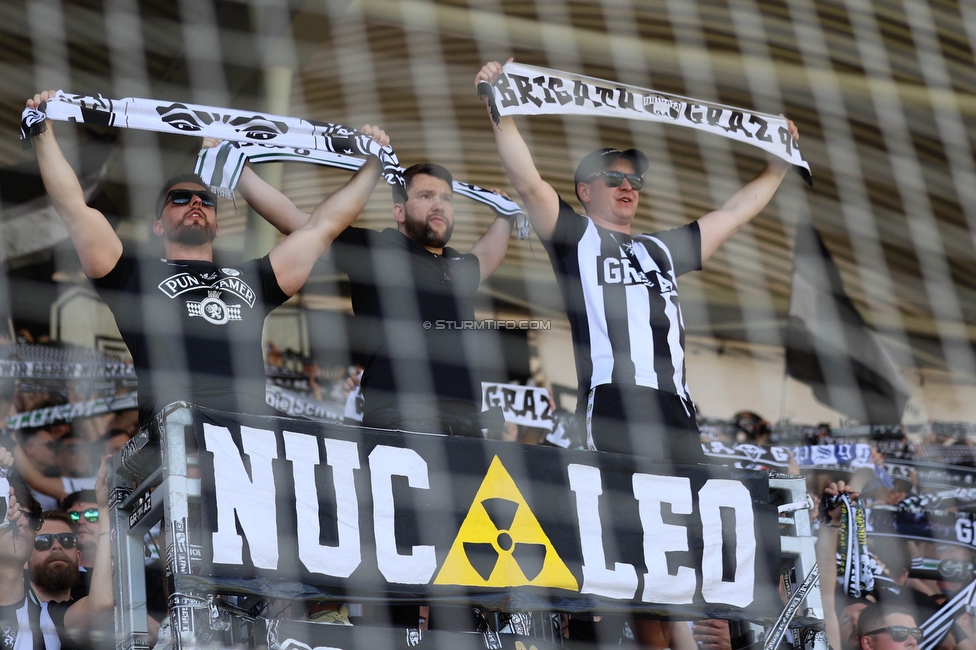 Sturm Graz - LASK
Oesterreichische Fussball Bundesliga, 25. Runde, SK Sturm Graz - LASK, Stadion Liebenau Graz, 07.04.2024. 

Foto zeigt Fans von Sturm
Schlüsselwörter: brigata vorsaenger schals