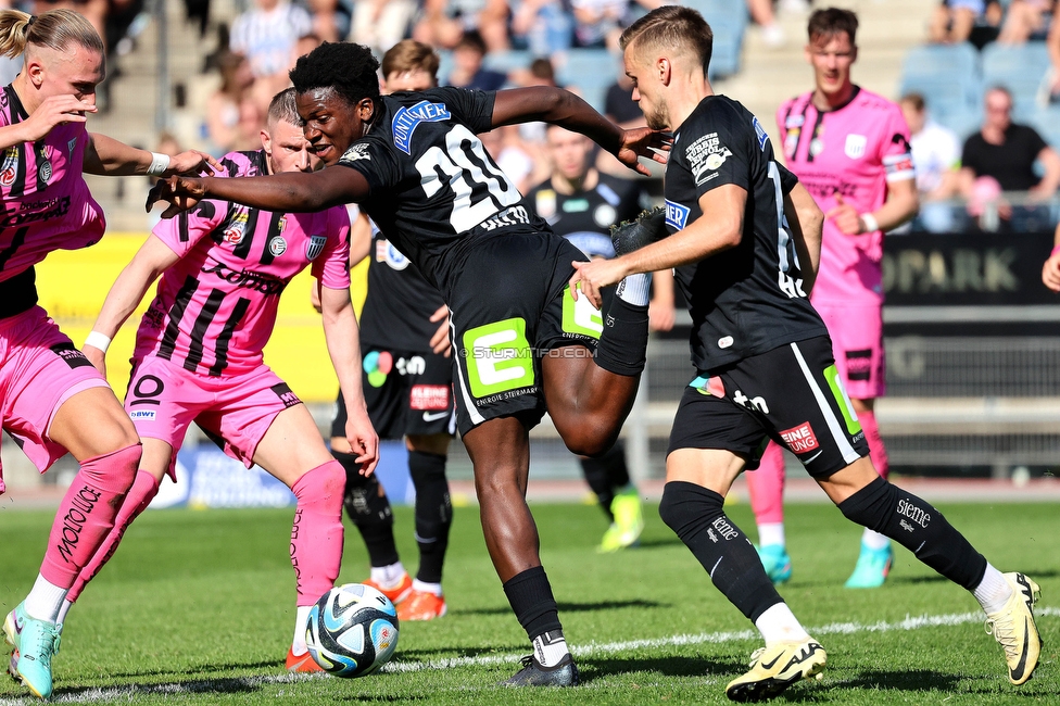 Sturm Graz - LASK
Oesterreichische Fussball Bundesliga, 25. Runde, SK Sturm Graz - LASK, Stadion Liebenau Graz, 07.04.2024. 

Foto zeigt Seedy Jatta (Sturm) und Tomi Horvat (Sturm)
